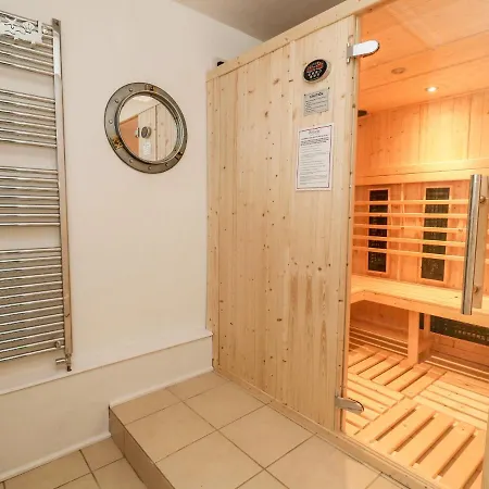 Holiday home Seafarers Scarborough
