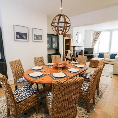 Seafarers Scarborough