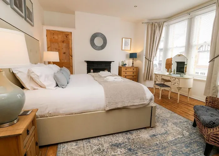 Seafarers * Scarborough